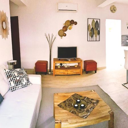 Town House With Patio In Quiet Residential Area 10 Min From Beach Торремолінос Екстер'єр фото