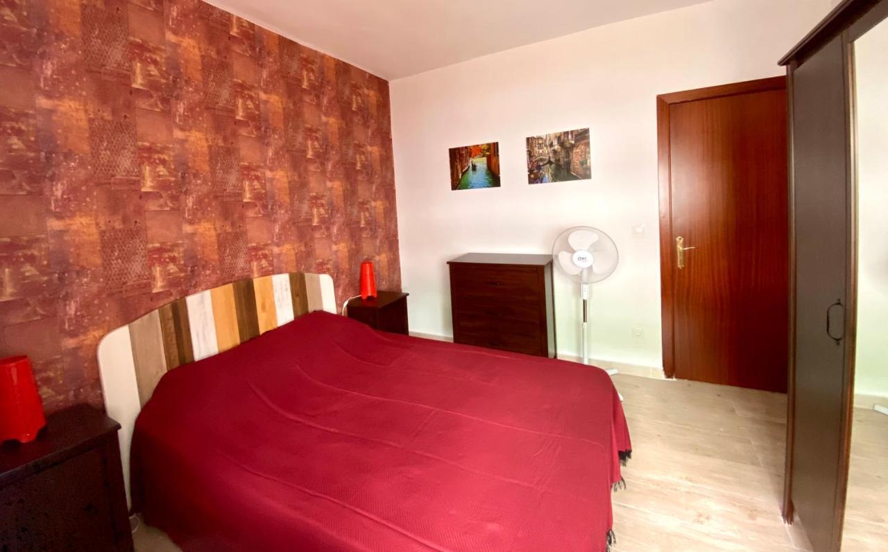 Town House With Patio In Quiet Residential Area 10 Min From Beach Торремолінос Екстер'єр фото